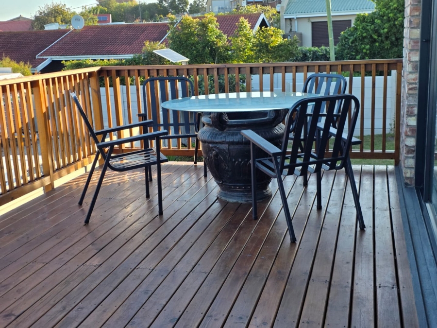 3 Bedroom Property for Sale in Dana Bay Western Cape